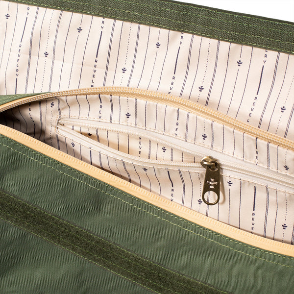 The Weekender - Smell Proof Medium Duffle